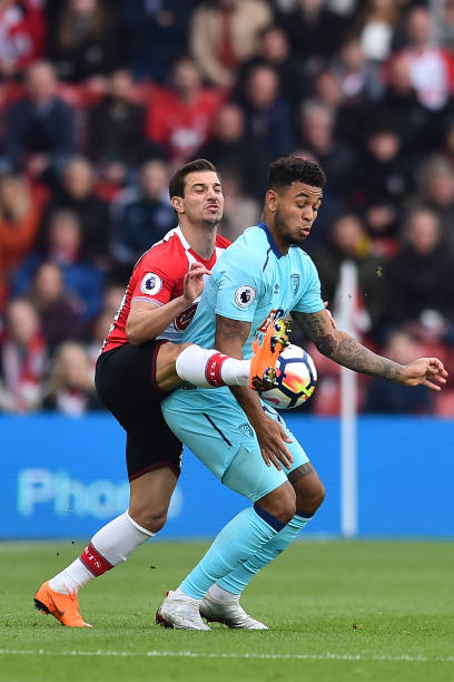 19岁，科莫前锋迪奥是本赛季五大联赛进球6+最年轻的球员.