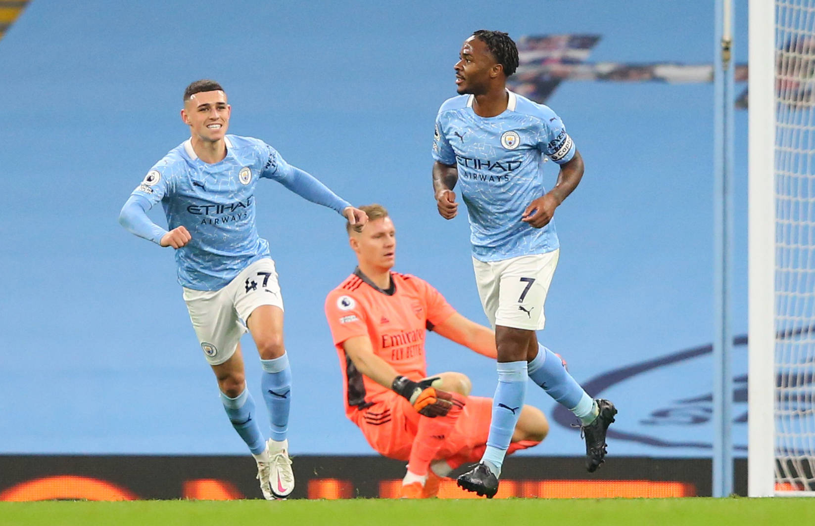 最後三分半鐘逆轉15分 國王戰勝76人 福克斯拿下35分 喬治貢獻30分並出現多次失誤.