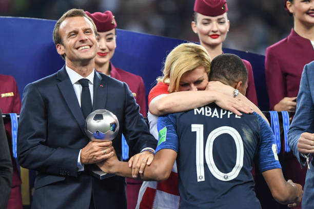 在首輪比賽 在首輪比賽